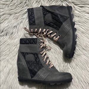 Sorel Women's Black and Gray Lace-Up Wedge Boots